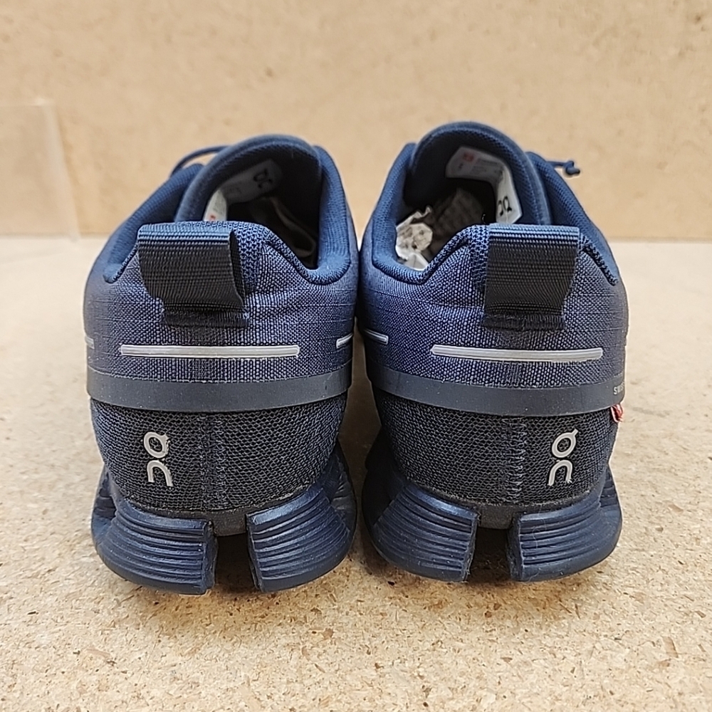 On Cloud 5 Women’s Size 9 Running Shoes Blue/Navy Swiss Engineering Used - Picture 8 of 10